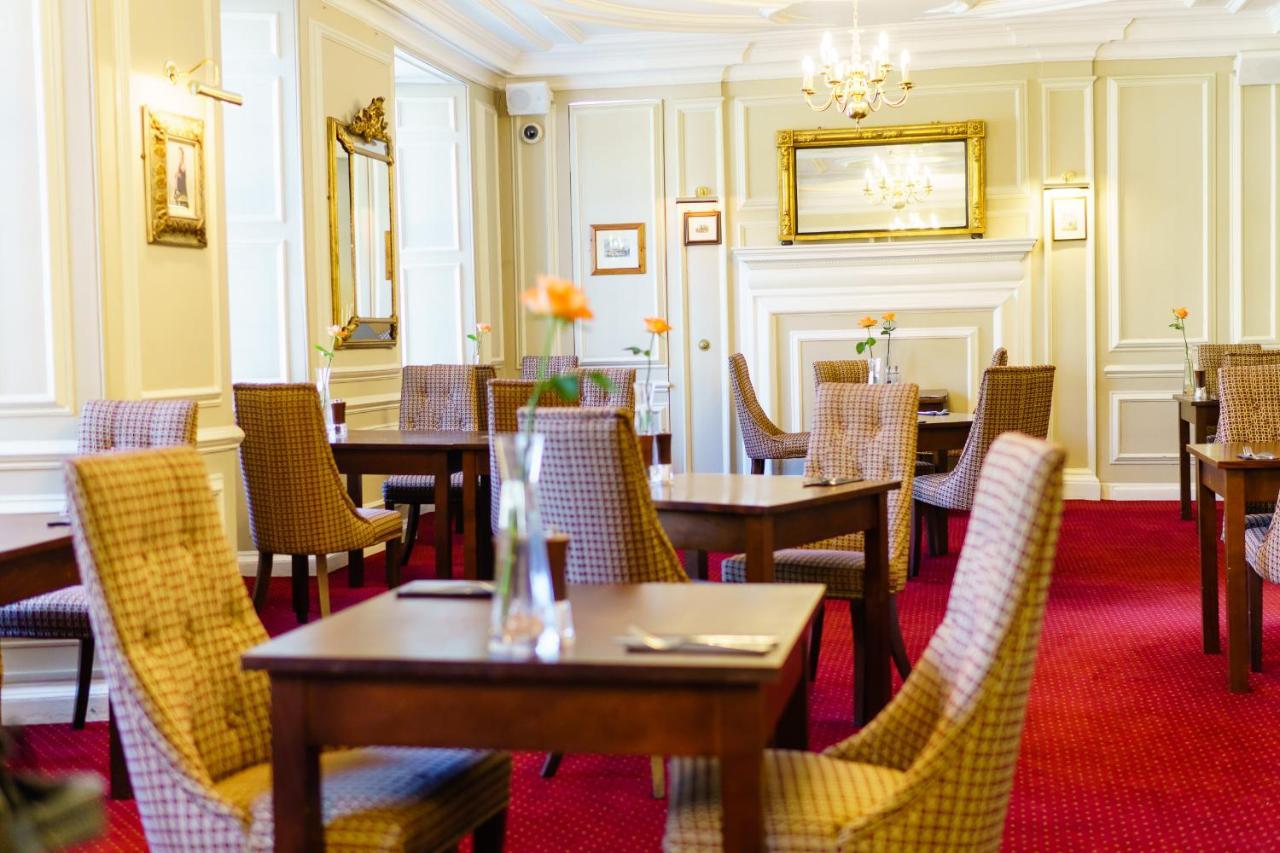Bedford Hotel 태비스톡 외부 사진